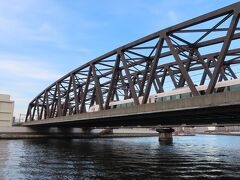 【常磐線の鉄橋】

そして一番上流側に常磐線の鉄橋

ちょうど特急ひたちが通っていました