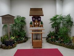 羽田航空神社で旅行の安全祈願。