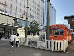 終点松山市駅
松山はJRで無く
伊予鉄松山市駅中心に
繁華街が広がる