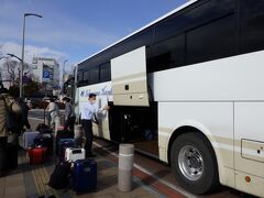 バスは松本駅に到着、運転手さんとここでお別れ