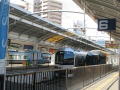 高松駅で乗り換えをしました。