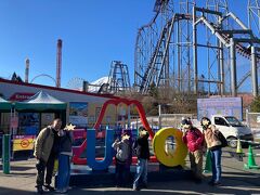 新倉山浅間公園の後は今日の本命（孫たちにとって）
の富士急ハイランドを訪れました。
詳しくは次のブログで報告しますので
このブログでは予告編的に写真の一部を掲載いたします。