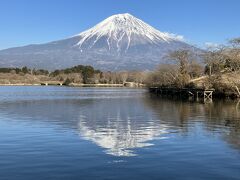 この景色、何回目かな
冬は綺麗に見えるね～
逆さ富士も最高