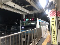 地元東十条駅は南行始発列車で出発。