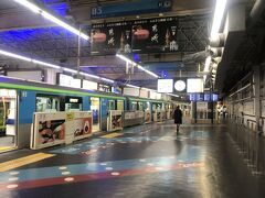 浜松町駅からのモノレールも始発列車。