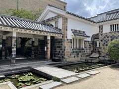 では、せっかくなので工芸・東洋館も見ていきましょう。
チケットは大原美術館と共通です。

こちらには同じく児嶋虎次郎が収集した中国、エジプト美術品も並びます。
コレクションはもちろん、この建物自体が見応えあるのでお勧めです！