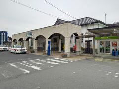 気仙沼駅に到着。トイレのないBRTに長時間乗るのは不安なので、最初はここから列車に乗る計画でした。