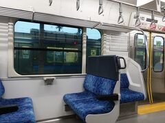 　仙石線に入り１駅目の高城町で、はじめて仙石線の電車と出会いました。松島観光へ行くなら、向かい側の電車に乗り換えです。