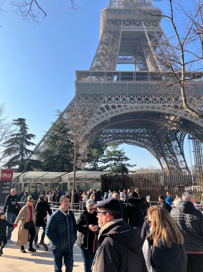 コロナ禍はどこに行ったのかという<br />人の賑わいですね