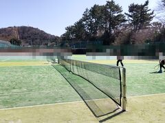 今回はテニス合宿です。
私は１４年前にテニスはやめました。
ななで見ているだけ。
コロナ禍合宿がなく、その他のイベントもなくなり皆さんと会う機会がなかったので久々の合宿で皆さんに会うために秋田からの伊東でした。
