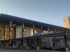 朝の長野駅