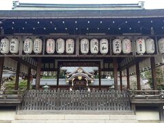 バス移動で今宮神社へ。
桂昌院さまにあやかった玉の輿神社と言われているとのことですが、
この前まで観ていたドラマの影響で脳内は竜雷太さんに変換されてしまってる(笑)