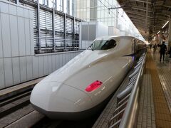 　東京駅09時03分発　新幹線ひかり505号が入線して来ました。
