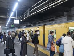 岡山駅まで路面電車で戻り、JR山陽本線で次の目的地である倉敷に向かう