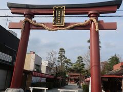 すぐそばにある笠間稲荷神社に参拝