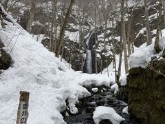 観光２箇所目は、雲井の滝