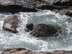 これ、確かカメの岩だったか。
