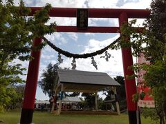 神社の境内では地元の方々が集まりテントも出て何やらされていたのでお邪魔できず。