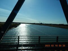 久慈川を渡ります。
