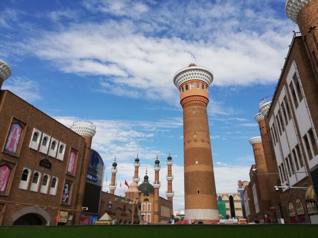 新疆出土のサーサーン式銀貨 : 新疆ウイグル自治区博物館蔵の