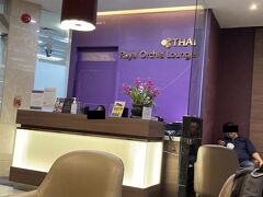 ［Royal Orchid Lounge］

搭乗まで１時間有ります～
