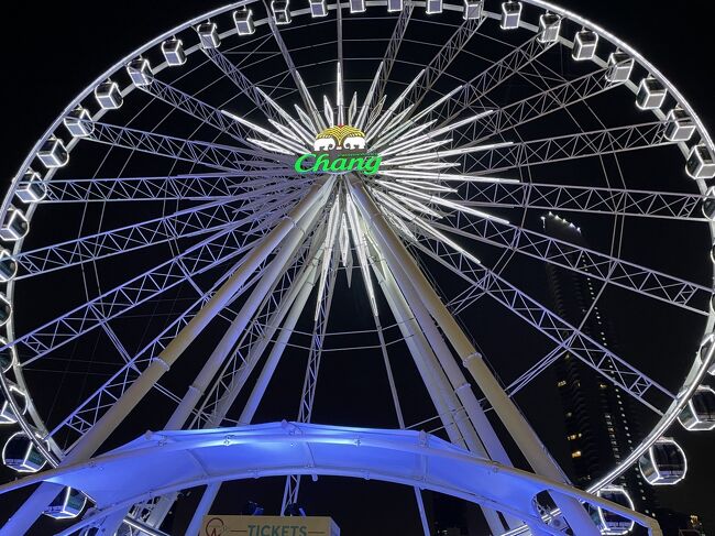 シンボルの観覧車