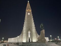 ハットルグリムス教会。アイスランドで一番高い建造物だそうです。
