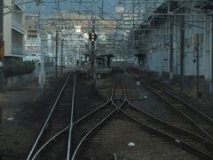 2022.12.27　糸崎ゆき普通列車車内
「よこがわ」に到着。こっちの方は濁るので注意。