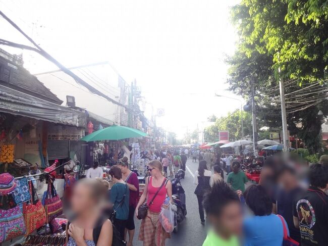 サンデーマーケットをぶらぶら