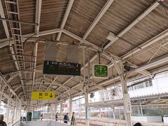 尾道駅から福山駅へJR在来線で行きます。
