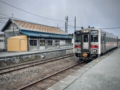 10:46 発　上りの名寄行きが進入して来た。
抜海駅、しかと見とどけた。

どこか留萌本線の峠下駅にオーバーラップするものを感じさせる駅だった。