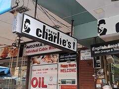 めちゃくちゃ流行ってる店を発見。