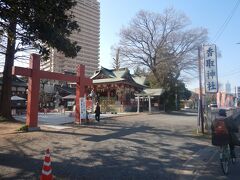かごの屋のすぐそばにある越谷香取神社。
ひな祭り前後にはひな人形が展示されるので、見に行くことにしている。