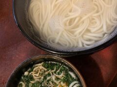 飲んだ後は織田牧の釜揚げうどんで締める
うまいですなあ