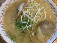 食べ足りなかったので宝来でラーメン