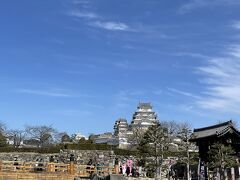 姫路駅からまっすぐにあります！
姫路の街は姫路城中心にできてるみたいです。
凄いなぁ&#10024;&#10024;