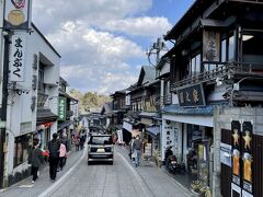 成田山の参道はいろんなお店があって楽しいですね。