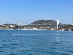 関門海峡。橋で本州にもいけます。