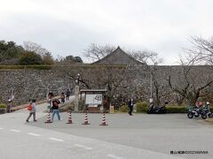 12:12　篠山城跡　兵庫県丹波篠山市北新町
駐車場は有料しか見つけられませんでした。