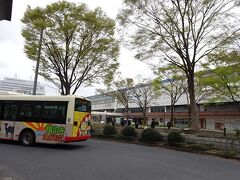駅前のバスターミナルからの鳥取駅