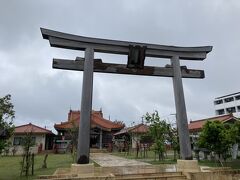 最南端の神社
宮古神社の鳥居です。
2010年にできたそうですよ。