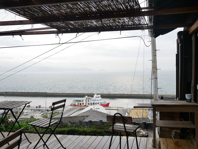 11月にもお邪魔した猫の保護活動をされている夕陽と猫の家で少し休憩し、さっそく猫探しへ向かいます。