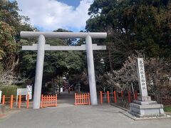 次は茨城県に入って「息栖神社」へ。
千葉県の香取神宮から、そこまで離れていないので
両者とも県境に位置します。