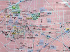 埼玉県川越市のマップの写真。

画像をクリックして拡大してご覧ください。

今回も下調べをせずにとりあえず「川越」駅までやってきました。
こちらの地図もじっくりとは見ず、写真だけ撮り、今見返して
回った観光名所をイエローで枠囲いをしました。

こうしてみると、「川越」駅から目的の蔵造りの町並みは
随分離れていますね。。