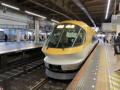鶴橋駅で下車。
伊勢市からわずか1時間半で着くとは驚きです。
快適な移動でした。