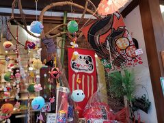 歩きたくない様子の母を
ホテルに置いて休ませ(その後のんびりお昼寝したそう(笑))
私はお土産さんを散策♡