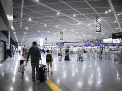 ３月25日（土）06:15

ホテルを６時に出るシャトルバスで成田空港に到着。
久しぶりのこの感覚！