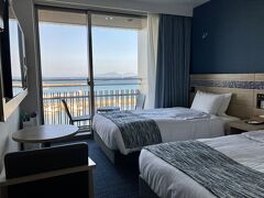半年前に泊まって気に入ったツバキホテルに3泊します。
福江港から歩いてすぐなので、本当に便利なホテルです。