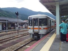 JR東海唯一の富山県の駅から出発。