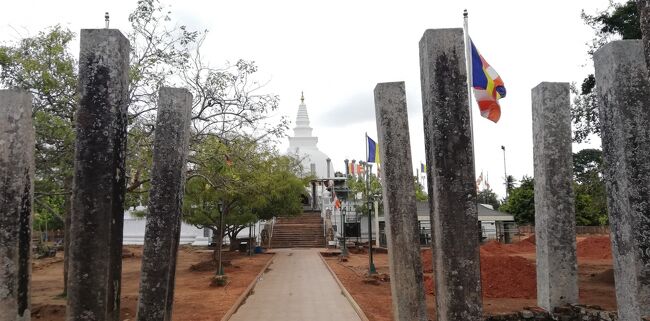 スリランカ】世界遺産 仏教の聖地アヌラーダプラ その2